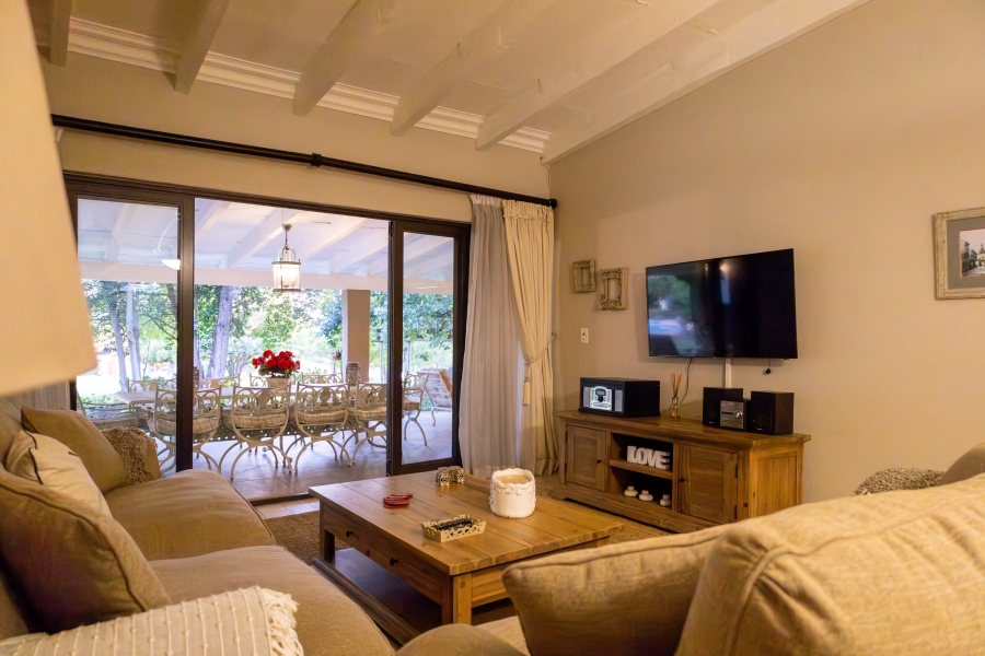 7 Bedroom Property for Sale in Mullersrust Free State